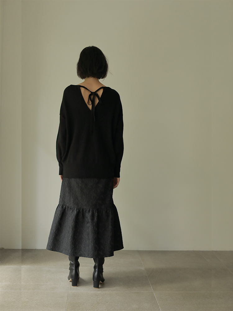 【 price down】バックリボンオーバーニット