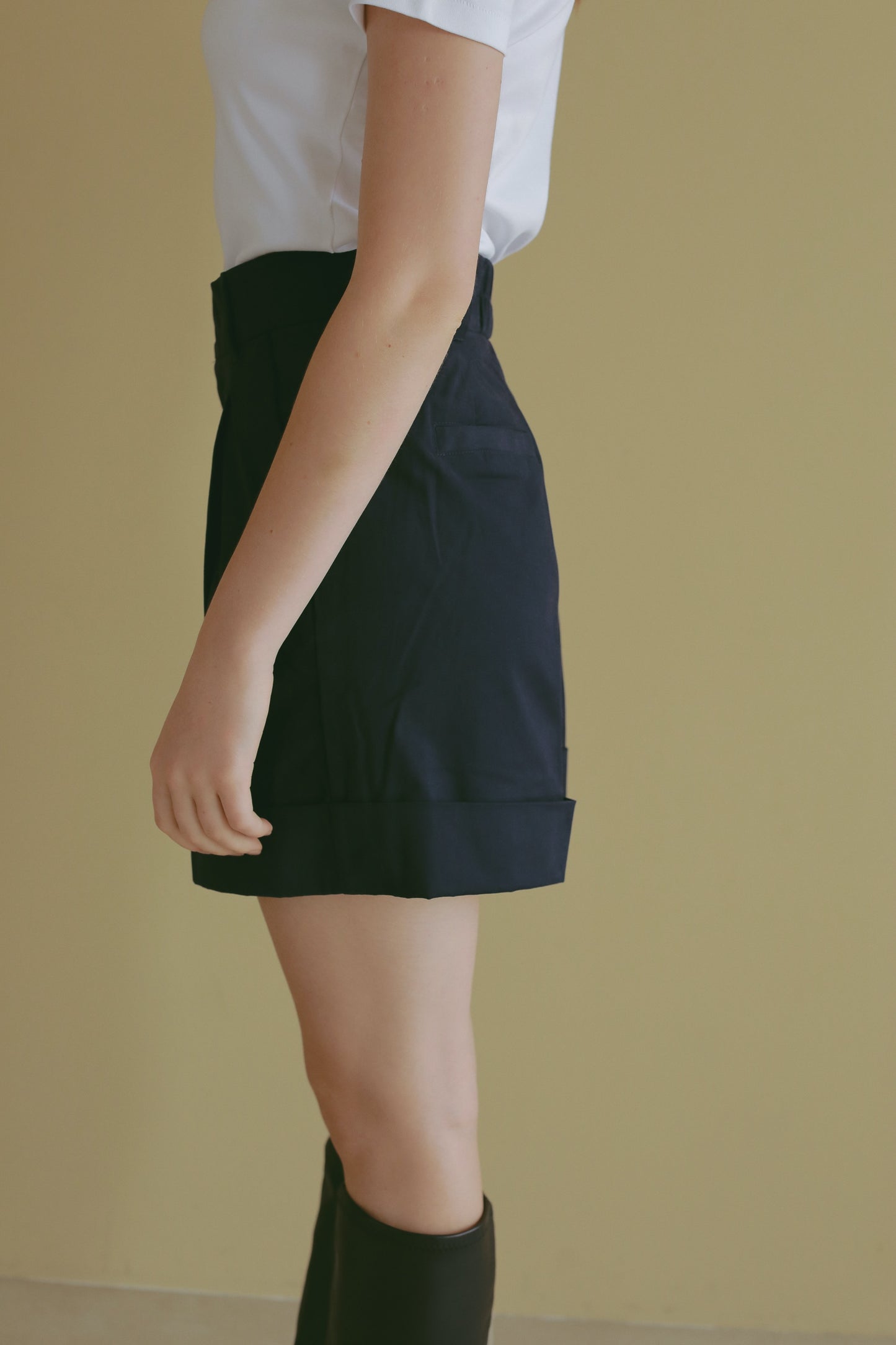 【 price down】タックショートパンツ